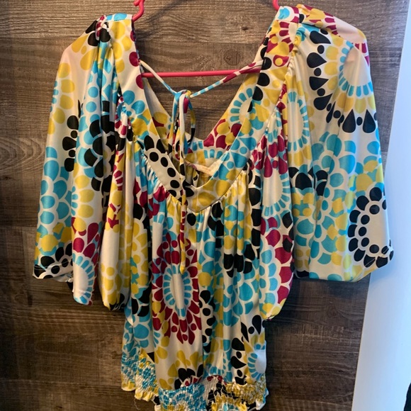 Colorful Top - Picture 2 of 3